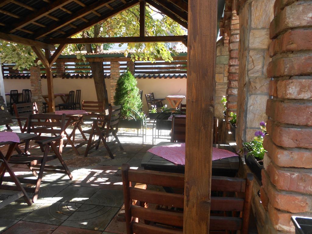 Villa Iva Скопье Экстерьер фото